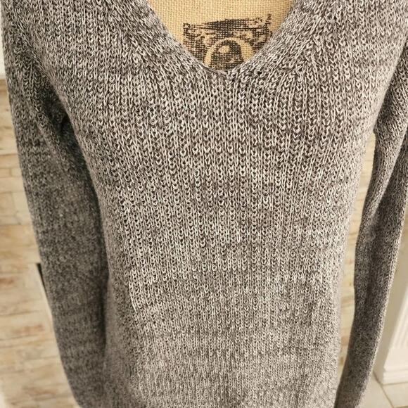NORDSTROM BP v-neck soft and comfy sweater tunic size medium - Picture 2 of 8